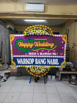 Papan Bunga di Margakaya Telukjambe Barat